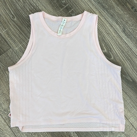 Lululemon Baby Pink Tank - Picture 4 of 5